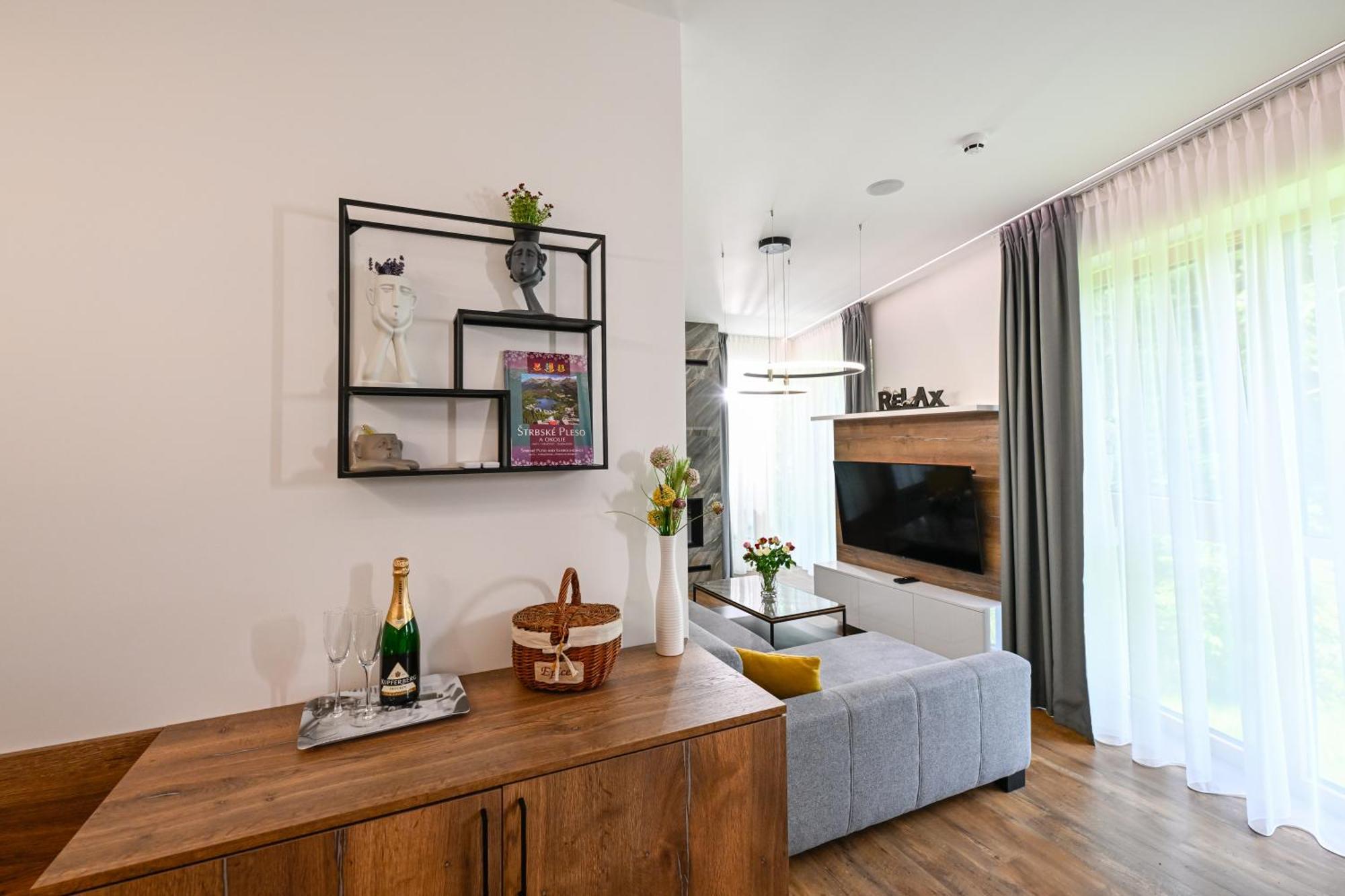Hotel Ovruc - Rodinny Apartman 111 Štrbské Pleso Εξωτερικό φωτογραφία